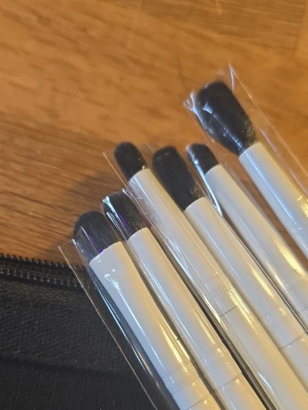 DISCONTINUED. BH Cosmetics 